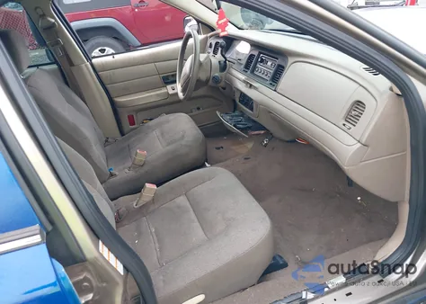 2004 Ford Crown Victoria Police z USA, uszkodzony, nr VIN 2FAHP71W54X138088